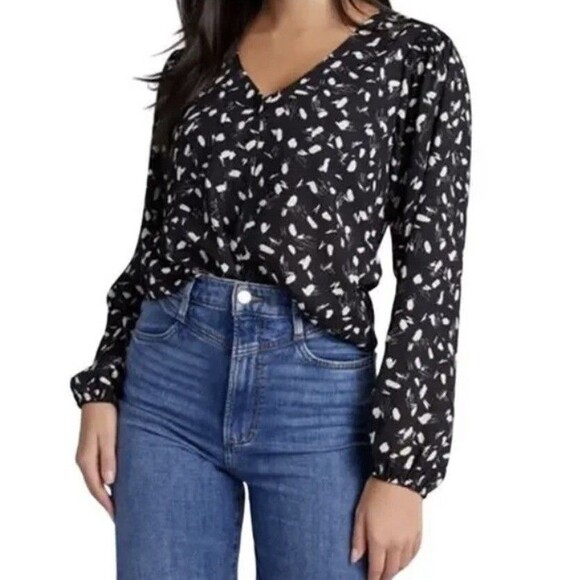 Lush Tops - NWT Lush Womens M Black Abstract Print Blouse Button Front V-Neck Long Sleeved